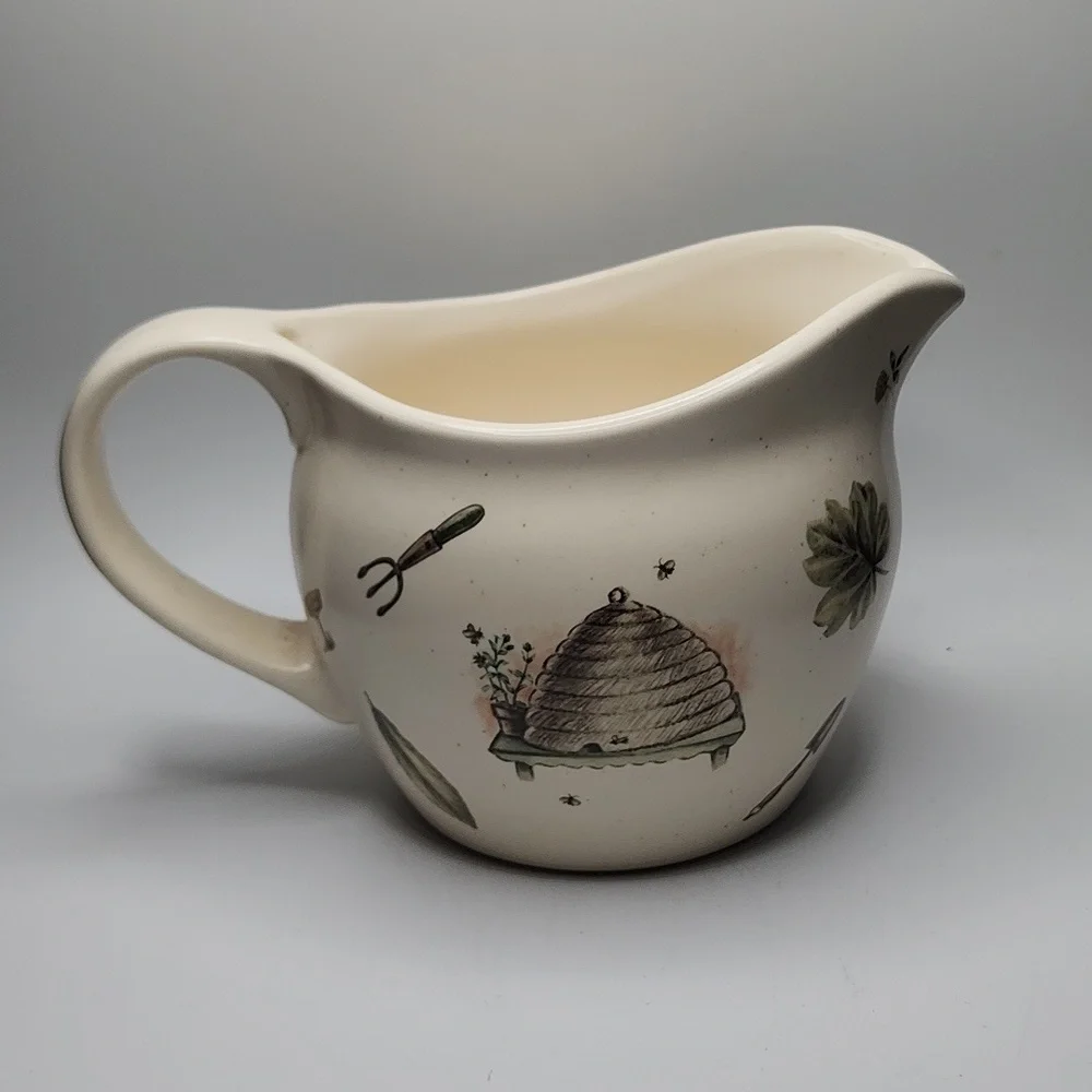 Pfaltzgraff Naturewood Pitcher